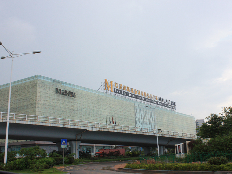 funiture-mall-signage